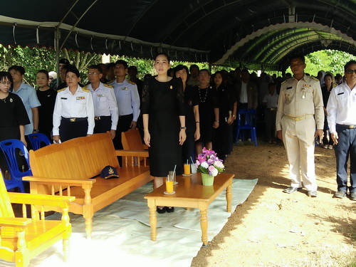 ปล่อยพันธุ์สัตว์น้ำเพื่อบำเพ็ญพระราชกุศล 50 วัน พระบาทสมเด็จพระปรมินทรมหาภูมิพลอดุลยเดชฯ..คลิก