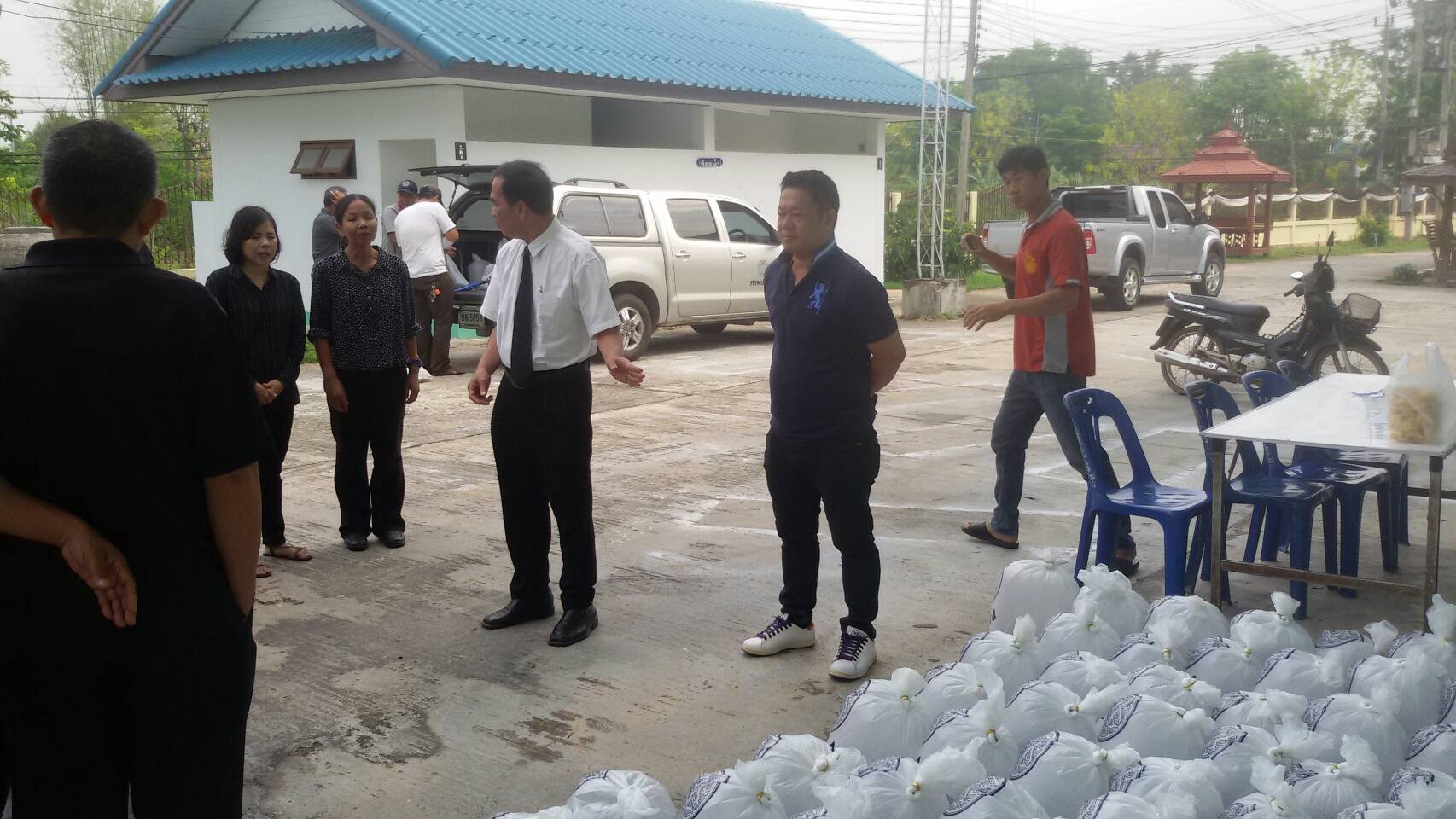 กิจกรรมมอบพันธุ์ปลาโครงการเกษตรทฤษฎีใหม่ 60..คลิก
