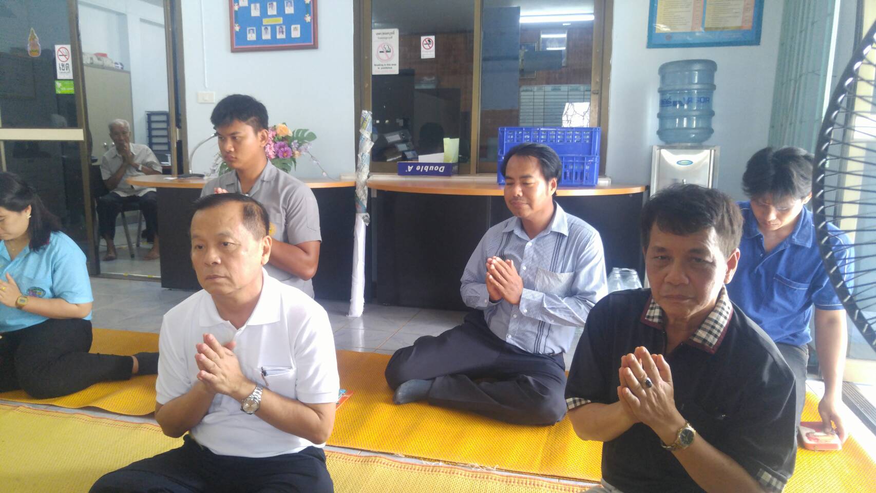 ทำบุญสำนักงานประมงจังหวัด..คลิก