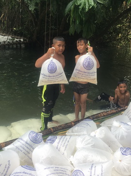ร่วมพิธีส่งมอบฝายมีชีวิตที่ 412