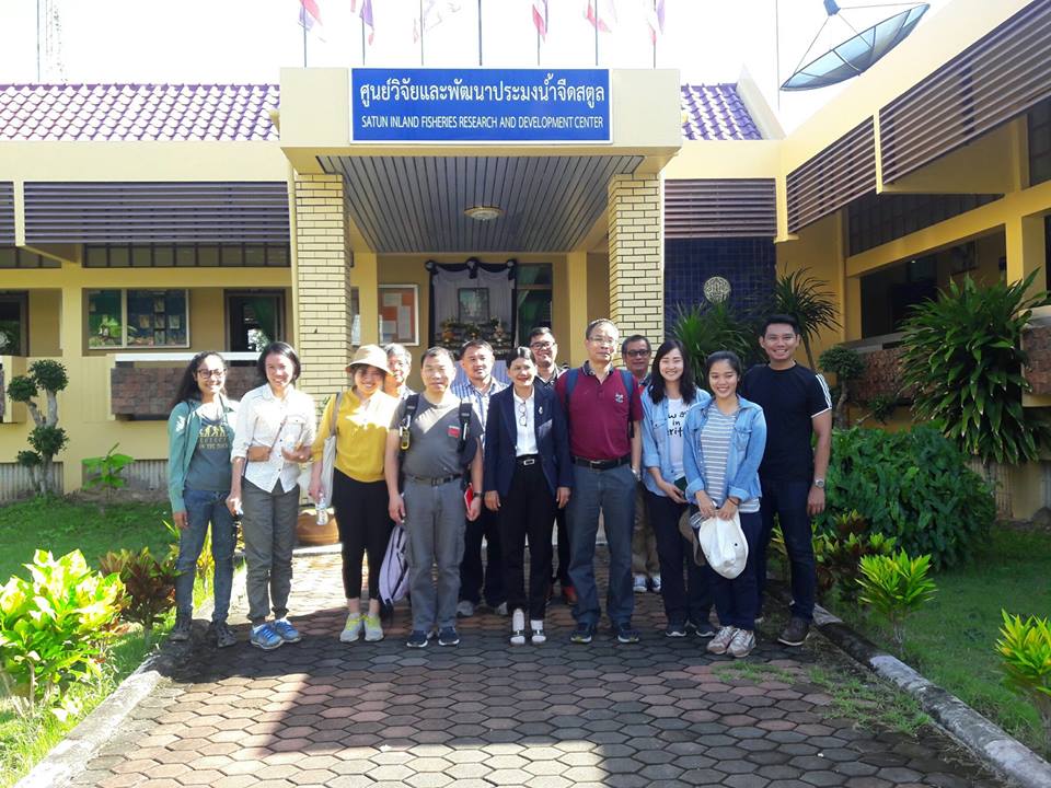 ท่านรองอธิบดีกรมทรัพยากรธรณีและคณะเข้าเยี่ยมศูนย์ฯ..คลิก