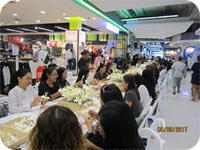 ร่วมใจประดิษฐ์ดอกไม้จันทน์ฯ..คลิก