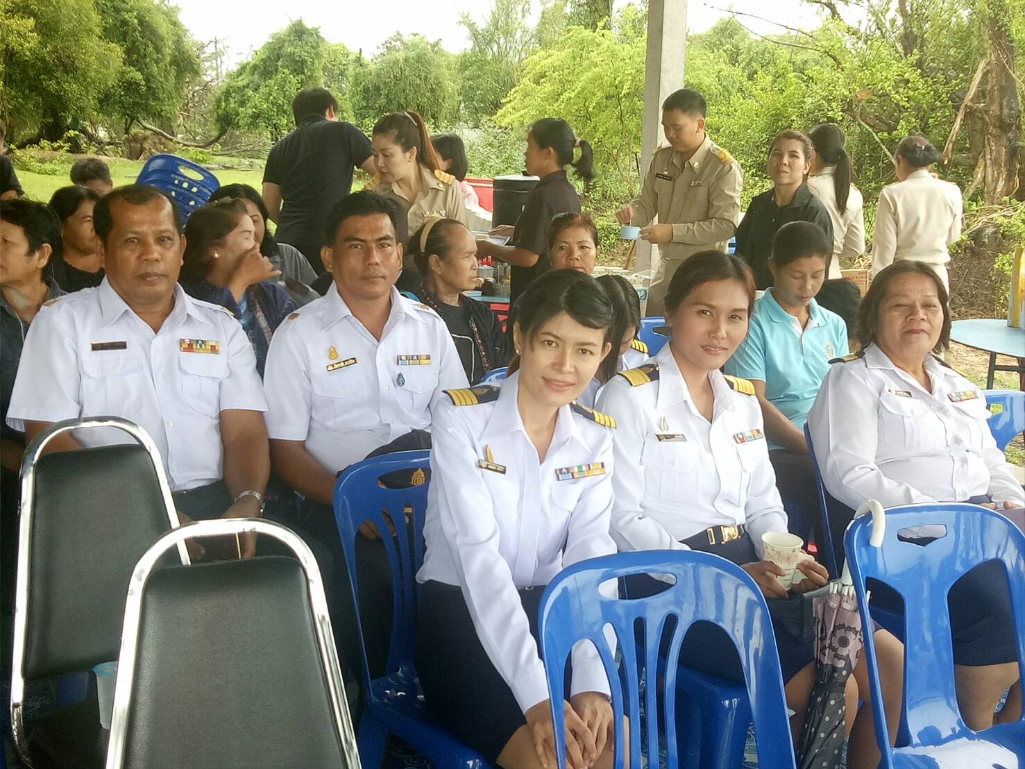 กิจกรรมปล่อยปลาวันแม่..คลิก