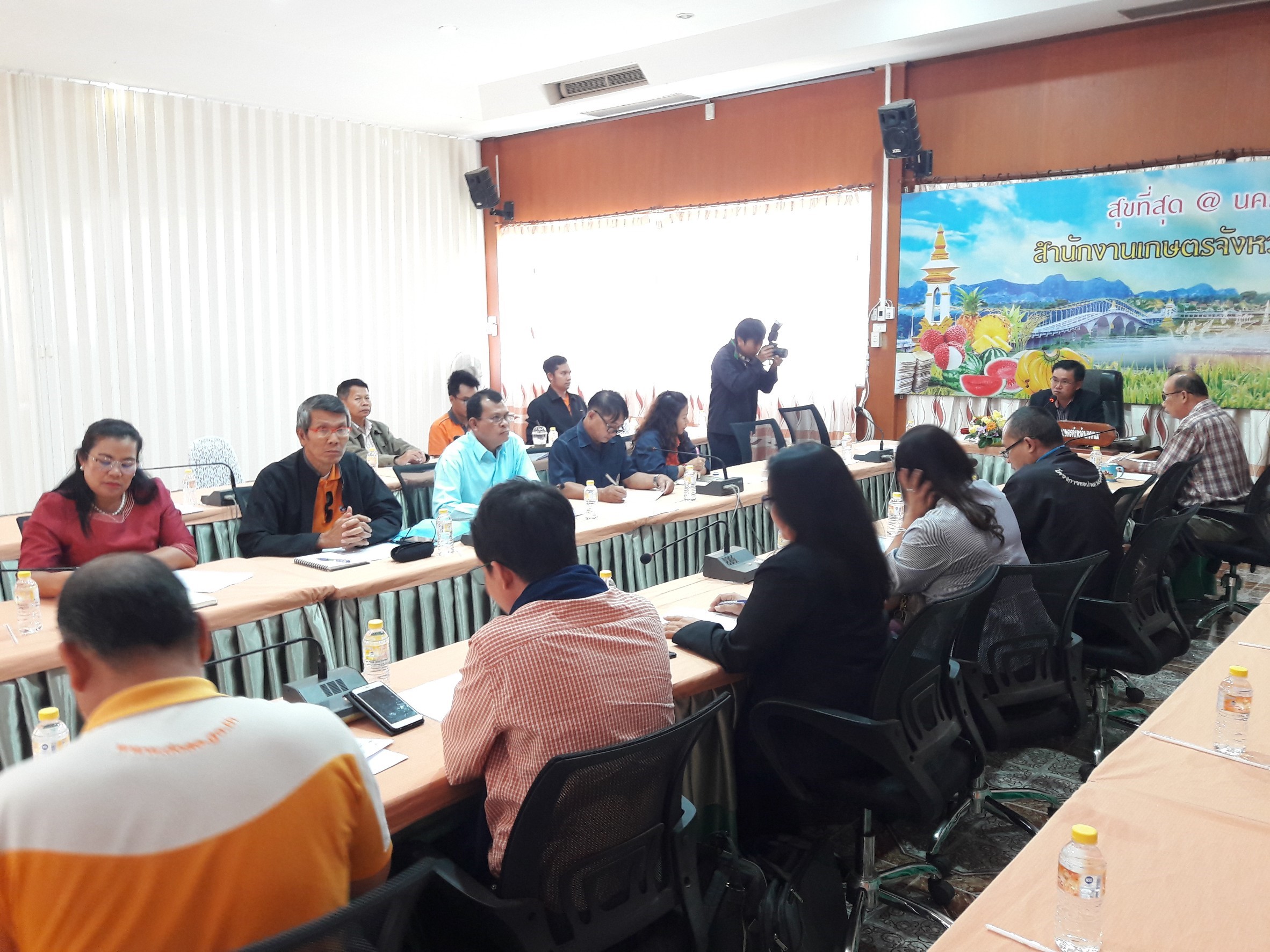 เข้าร่วมประชุมคณะกรรมการโครงการคลินิกเกษตรเคลื่อนที่ฯจังหวัดนครพนม..คลิก