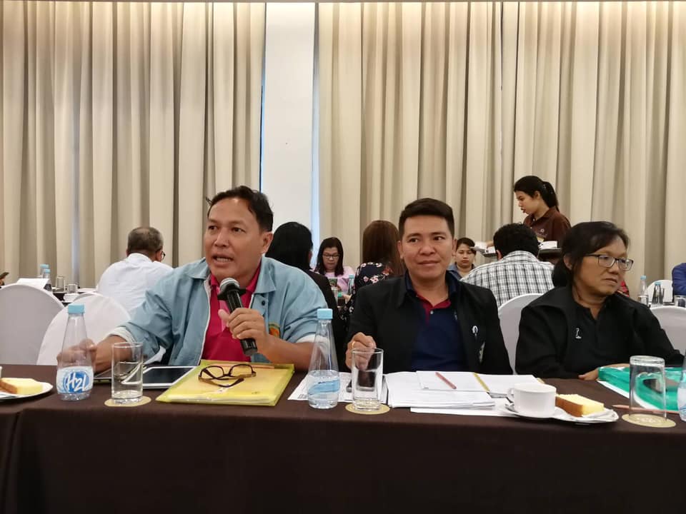 โครงการวิเคราะห์ศักยภาพและจัดทำข้อเสนอในการพัฒนากลุ่มจังหวัดภาคตะวันออก 2..คลิก