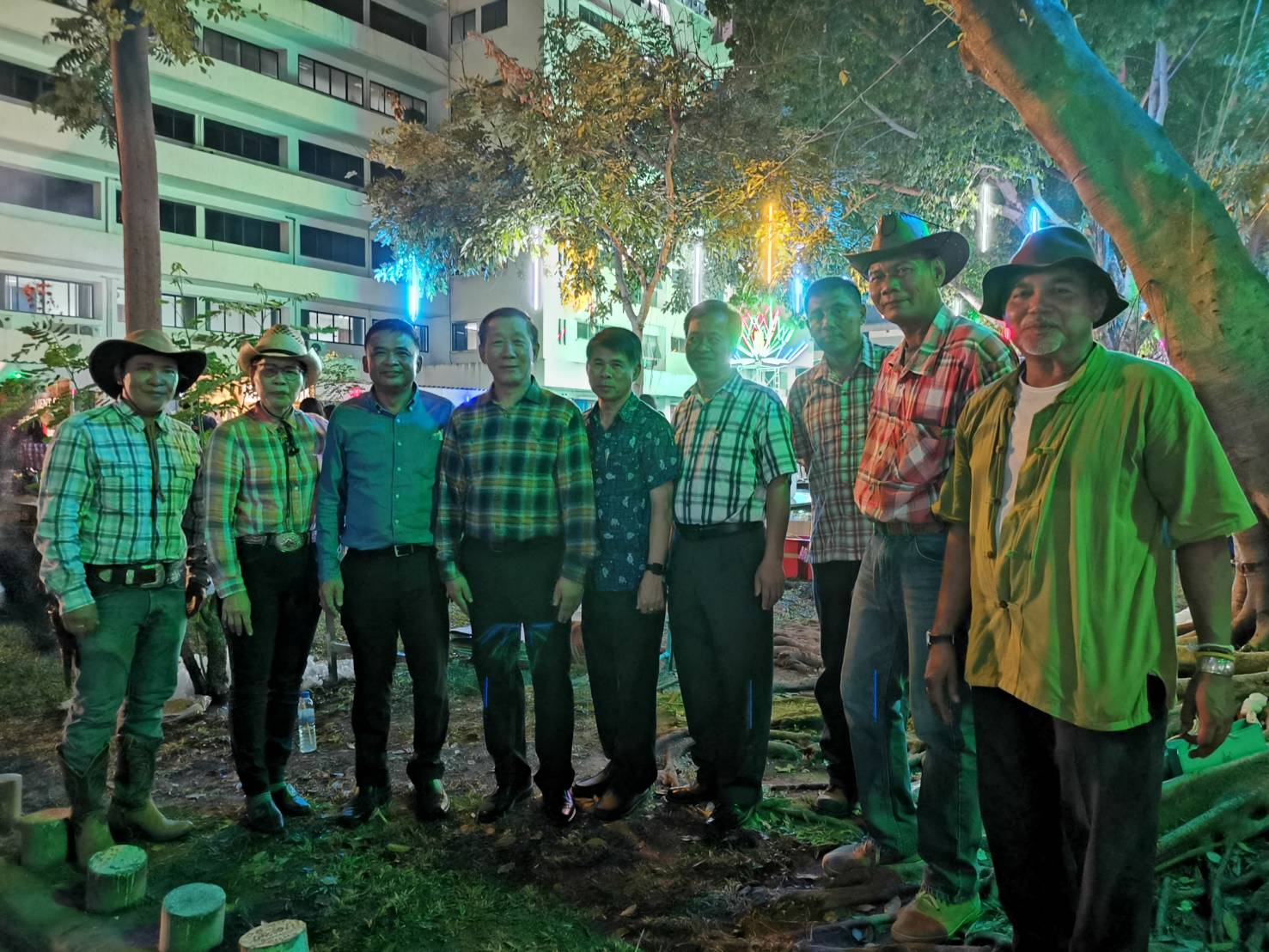Cowboy Night “คนสำราญ งานสำเร็จ”..คลิก