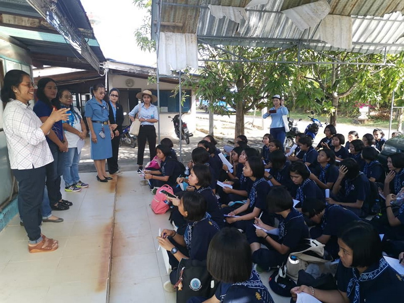 ต้อนรับนักเรียน โรงเรียนสตรีทุ่งสง เข้าเยี่ยมชมการเพาะพันธุ์สัตว์น้ำ..คลิก