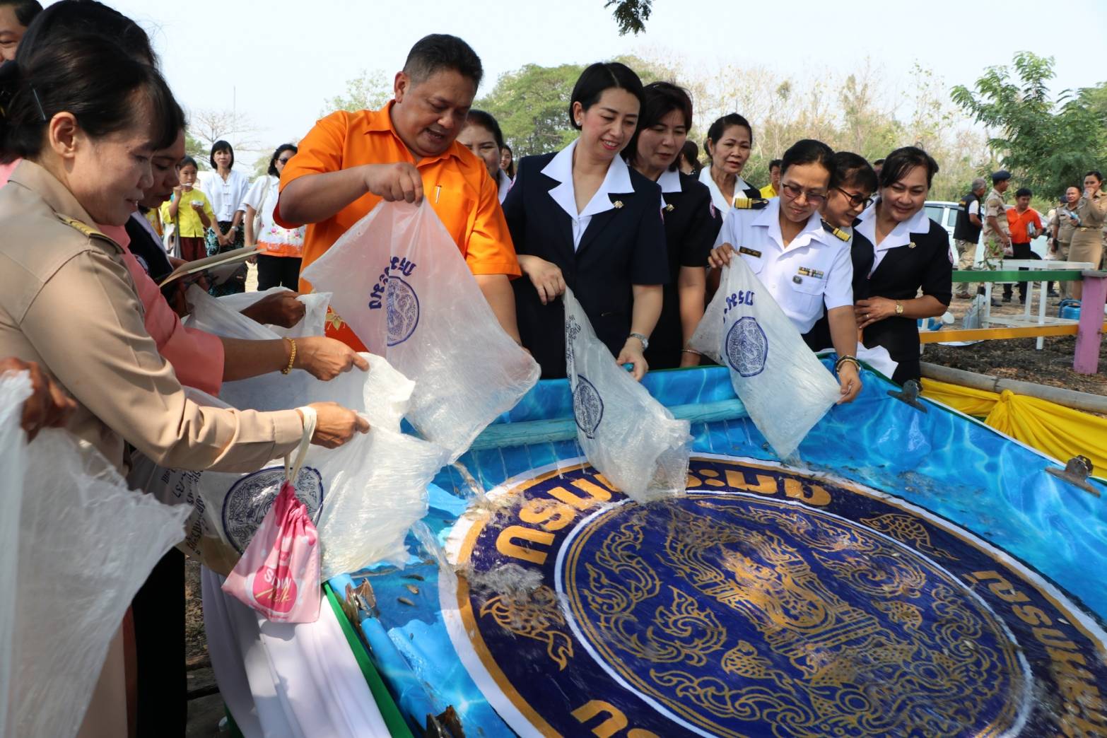 โครงการหน่วยบำบัดทุกข์ บำรุงสุข สร้างรอยยิ้ม ให้ประชาชน จังหวัดสระบุรี..คลิก