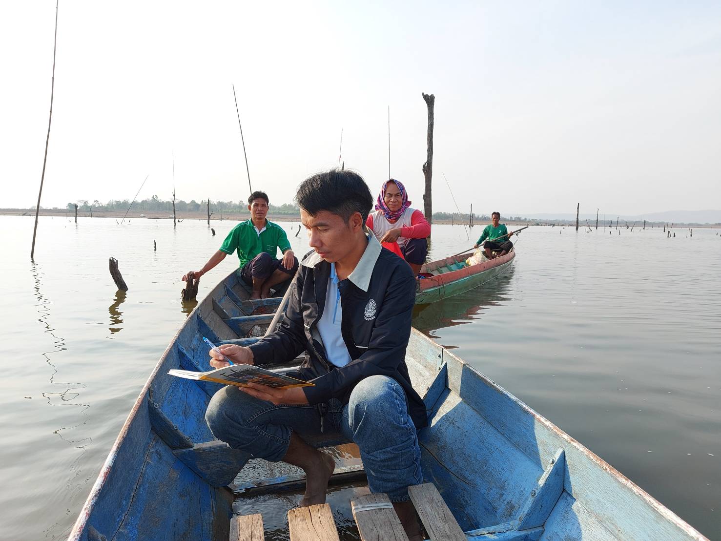 วันที่ 26 กุมภาพันธ์ 2563 นายวิทยา ประเสริฐสังข์ ประมงอำเภอโนนสัง ดำเนินการจับพิกัด GPS แนวเขตอนุรักษ์สัตว์น้ำ..คลิก