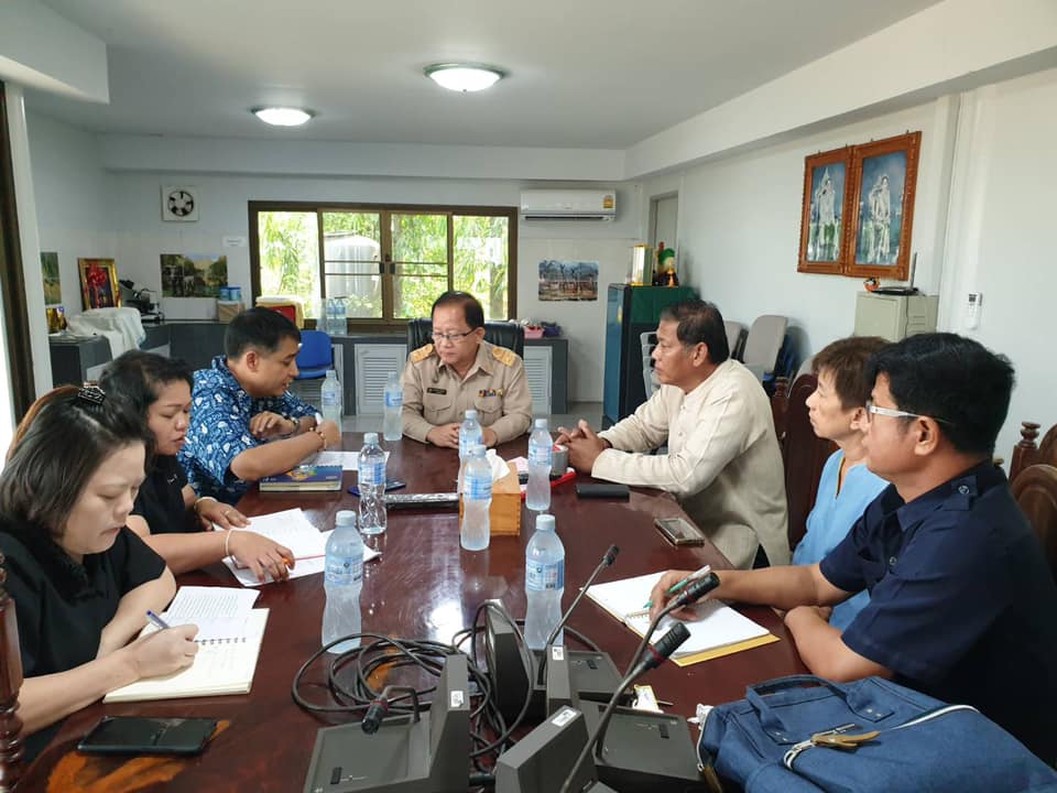 ลงพื้นที่เพื่อเข้าประสานการเก็บข้อมูลกับนายกสมาคมเพาะเลี้ยงสัตว์น้ำไทยในการศึกษาเรื่องความปลอดภัยของกุ้งก้ามกรามในการปนเปื้อนของโลหะหนักในกุ้งก้ามกรามจังหวัดราชบุรี..คลิก