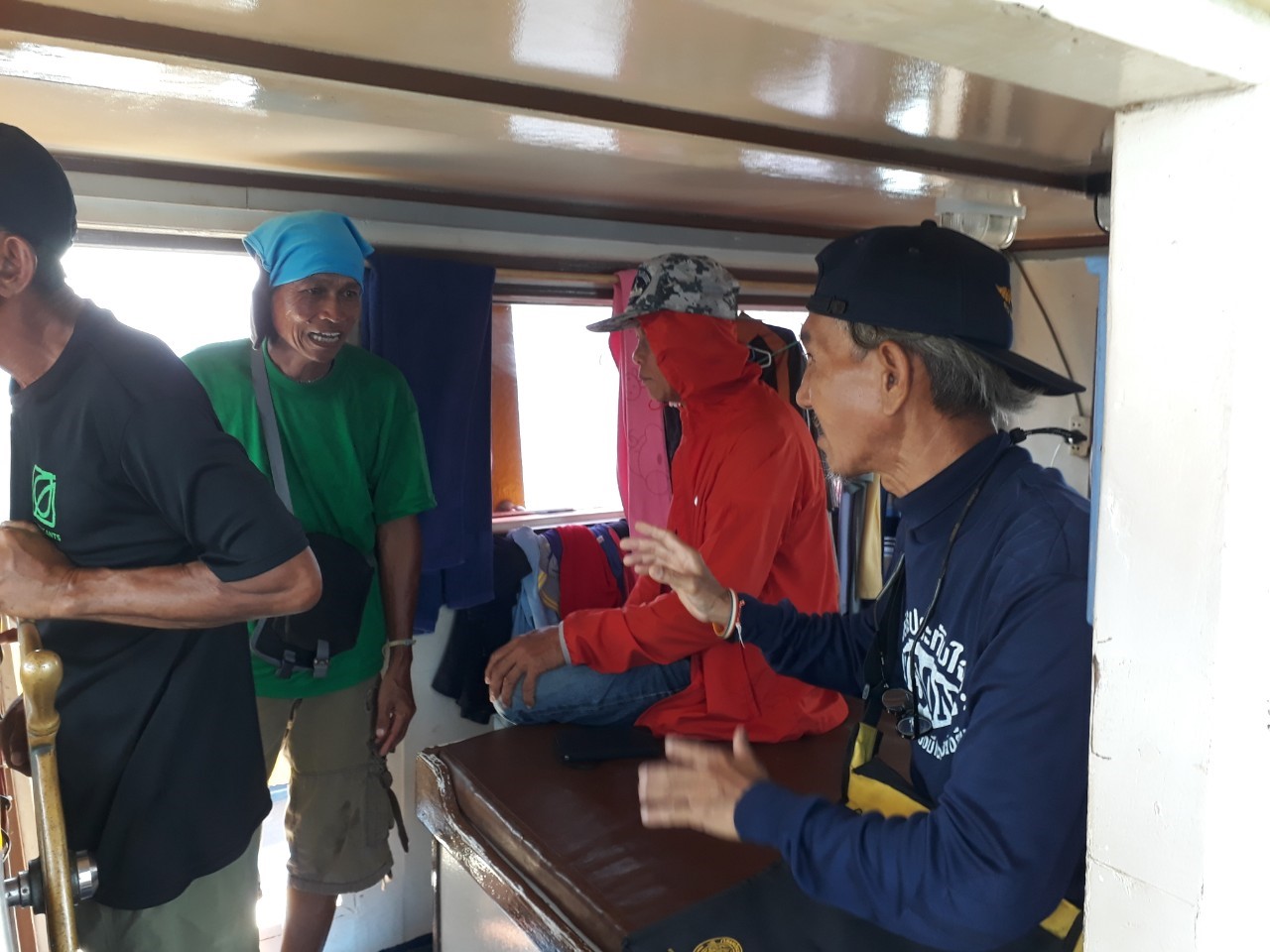 เริ่มแล้ว การจัดวางปะการังเทียมจังหวัดระนอง..คลิก