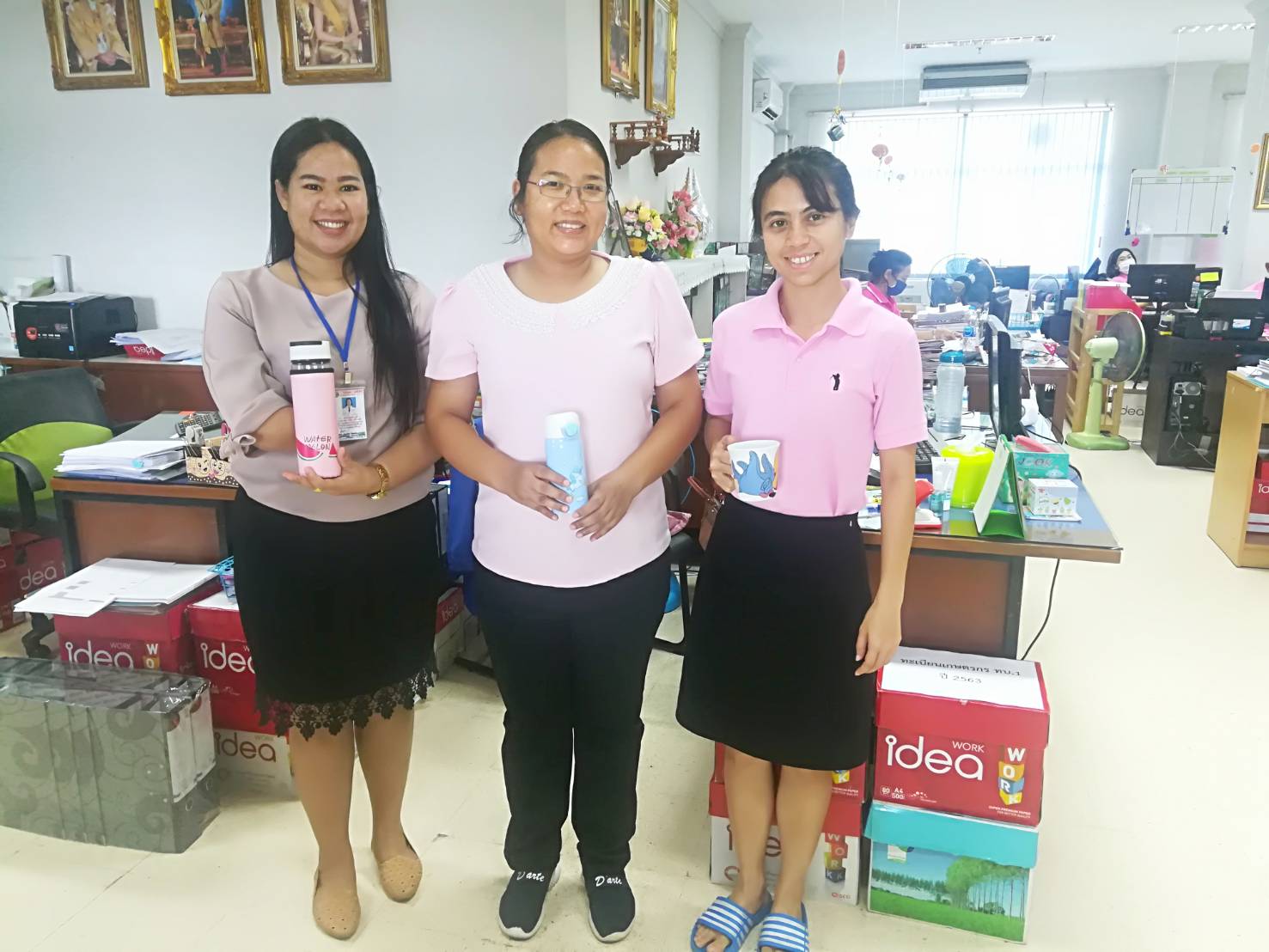 กิจกรรมส่งเสริมสนับสนุนการใช้แก้วน้ำส่วนตัวเพื่อลดการใช้แก้วน้ำพลาสติกแบบใช้ครั้งเดียว..คลิก