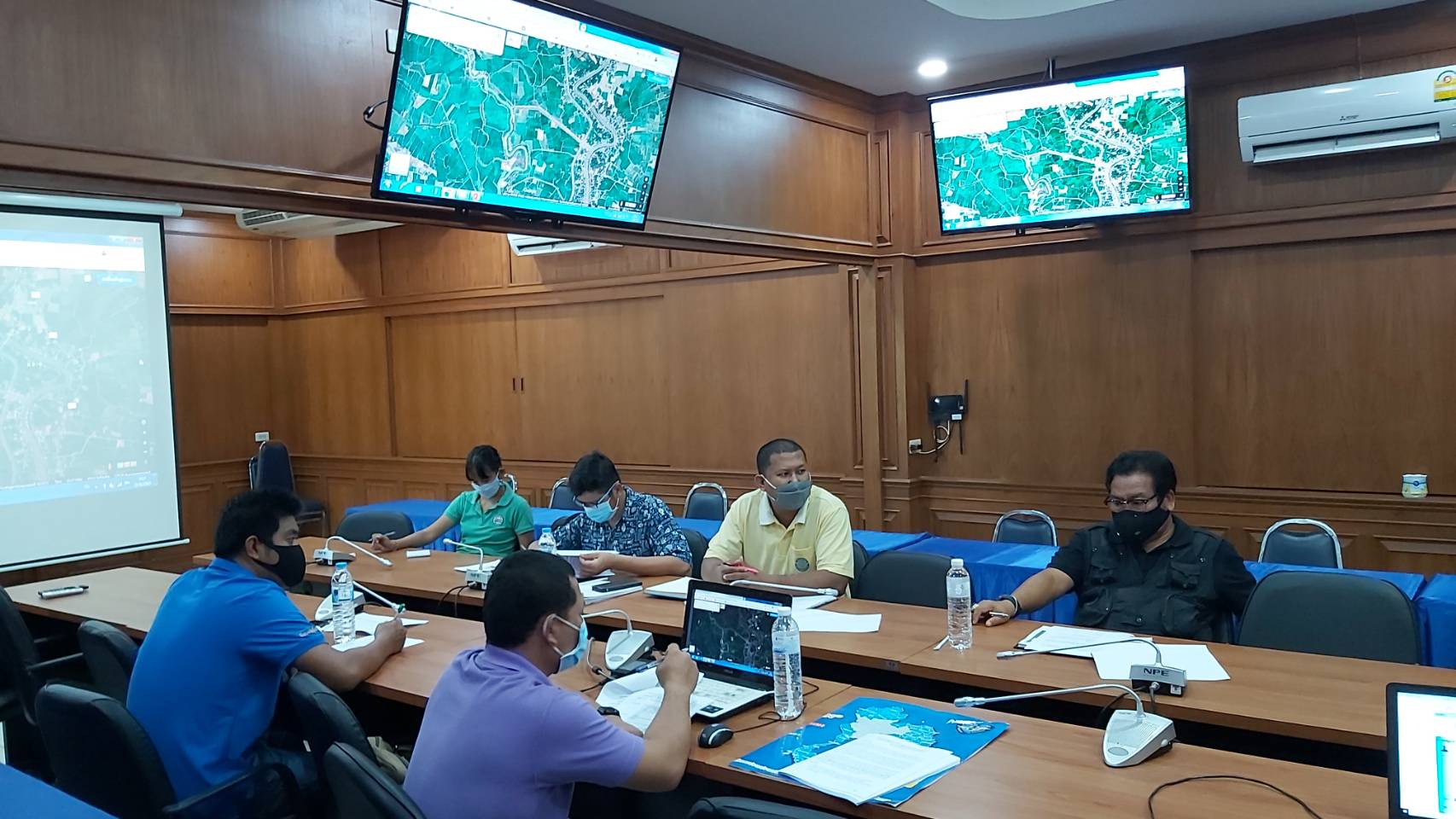 ประชุมคณะกรรมการขับเคลื่อนนโยบายของกรมประมง (FC) ครั้งที่ 4/2563..คลิก