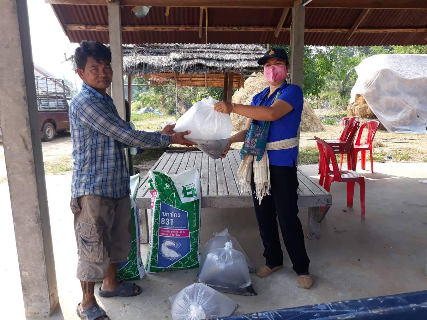 ออกติดตาม เยี่ยมเยือน ศพก.หลัก และ ศพก.เครือข่ายด้านการประมงรายเก่าปี 60-62 จำนวน 5 ศูนย์ ในพื้นที่อ.หัวตะพาน จ.อำนาจเจริญ..คลิก