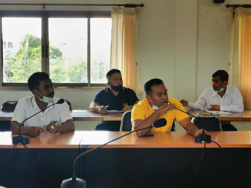สำนักงานประมงอำเภอปากพนัง เข้าร่วมประชุมแก้ไขปัญหาการทำประมงผิดกฎหมายในพื้นที่อำเภอปากพนัง