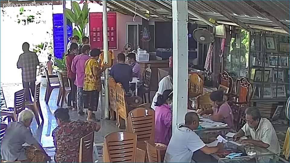 สำนักงานประมงอำเภอเมืองนครศรีธรรมราช ปฏิบัติงานให้คำแนะนำ รับคำขอแจ้งการประกอบกิจการการเพาะเลี้ยงกุ้งทะเล (จสค.1) ในพื้นที่อำเภอเมืองนครศรีธรรมราช