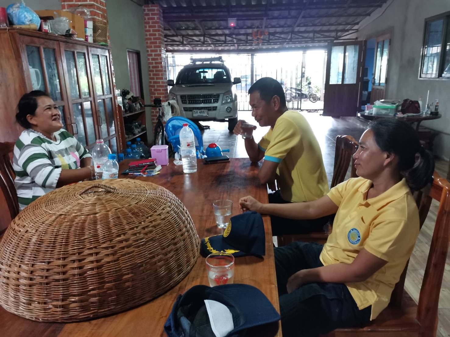 ประสานกลุ่มประมงตัวอย่างบ้านบางยี่กาว ม.7 ต.ดงละคร เพื่อขยายผลโครงการเกษตรรวมใจสู่ชุมชน และประชาสัมพันธ์มาตรการฤดูปลาวางไข่ 2563..คลิก