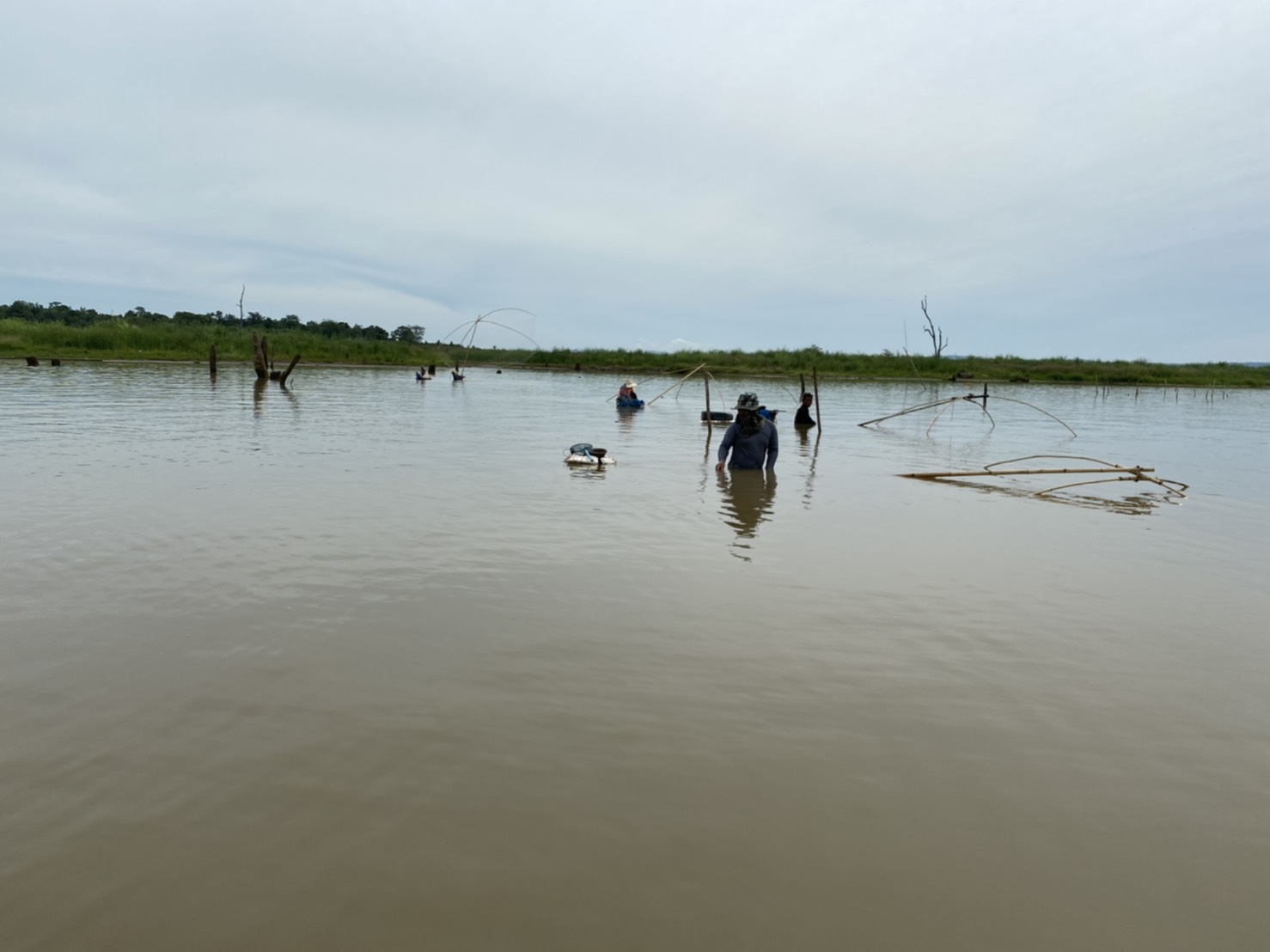 วันที่ 11 กรกฎาคม 2563 ชุดเฉพาะกิจควบคุมการทำการประมงอ่างเก็บน้ำเขื่อนอุบลรัตน์ ในช่วงฤดูน้ำแดง ประจำปี 2563..คลิก