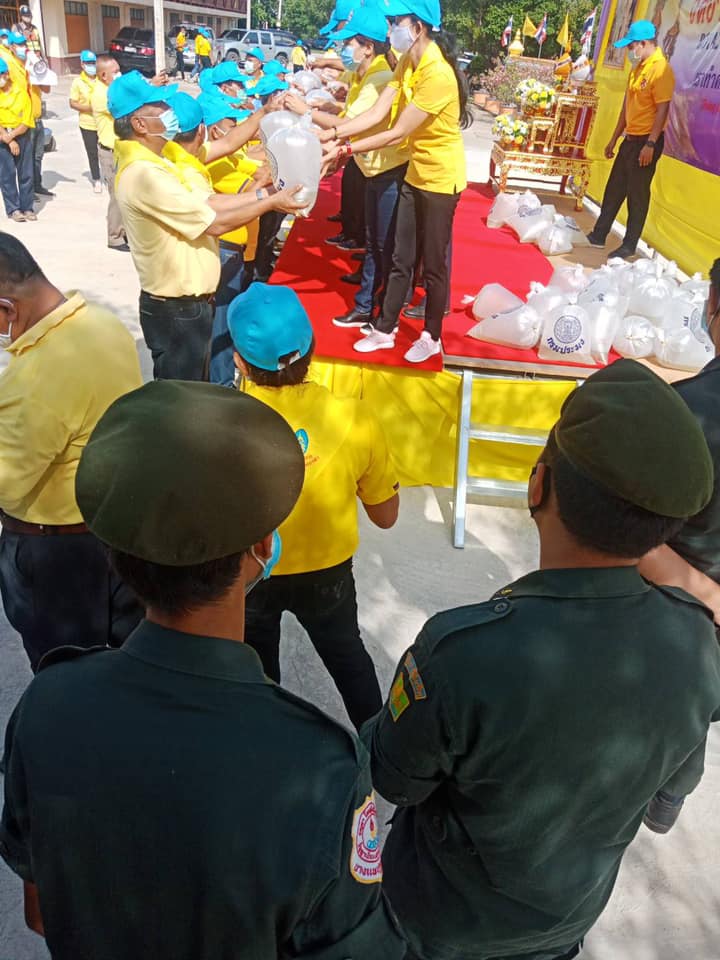 ร่วมกับจิตอาสาพระราชทานปล่อยลงคลองวัดหัวโพ และพัฒนาทำความสะอาดบริเวณวัดหัวโพ อำเภอบางแพ..คลิก