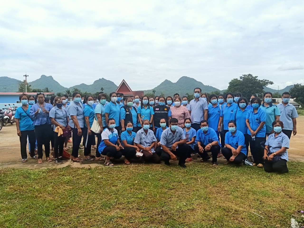 วันที่ 19 สิงหาคม 2563 เวลา 09.00 น.ติดตามผลการดำเนินงานตามนโยบายของรัฐบาลและการขับเคลื่อนจังหวัดหนองบัวลำภู เมืองน่าอยู่น่าเที่ยว ตามคำสั่งจังหวัดหนองบัวลำภู ในพื้นที่ตำบลวังปลาป้อม อำเภอนาวัง..คลิก