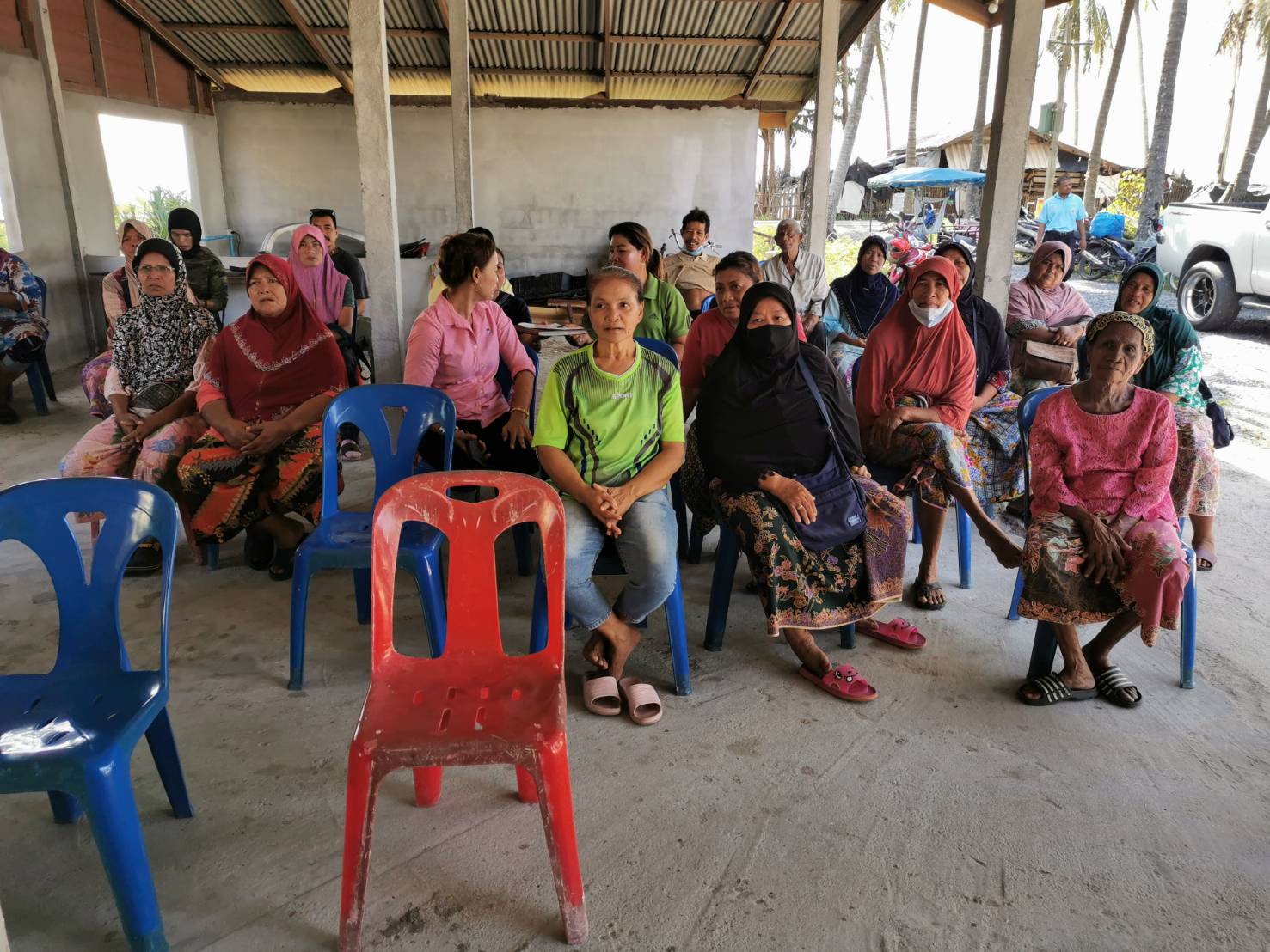 สำนักงานประมงจังหวัดนครศรีธรรมราช และสำนักงานประมงอำเภอหัวไทร ดำเนินการฝึกอบรมตามโครงการบริหารจัดการเกษตรและอุตสาหกรรมและการสร้างมูลค่าเพิ่มสินค้าเกษตรด้วยเทคโนโลยีและนวรรตกรรม ในพื้นที่อำเภอหัวไทร จังหวัดนครศรีธรรมราช..คลิก