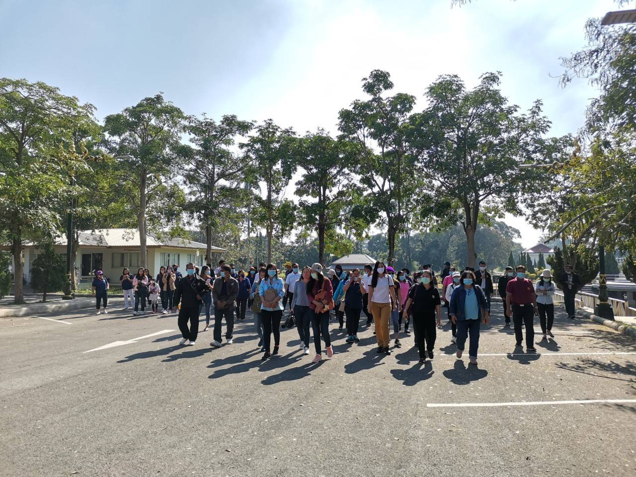 ต้อนรับคณะการไฟฟ้าแห่งประเทศไทย โรงไฟฟ้าพลังน้ำภาคตะวันออกเฉียงเหนือ เขื่อนอุบลรัตน์ จังหวัดขอนแก่น ทีมงานกรรมการเขตอนุรักษ์พันธ์ปลาประชามีสุข เขื่อนอุบลรัตน์ฯ..คลิก