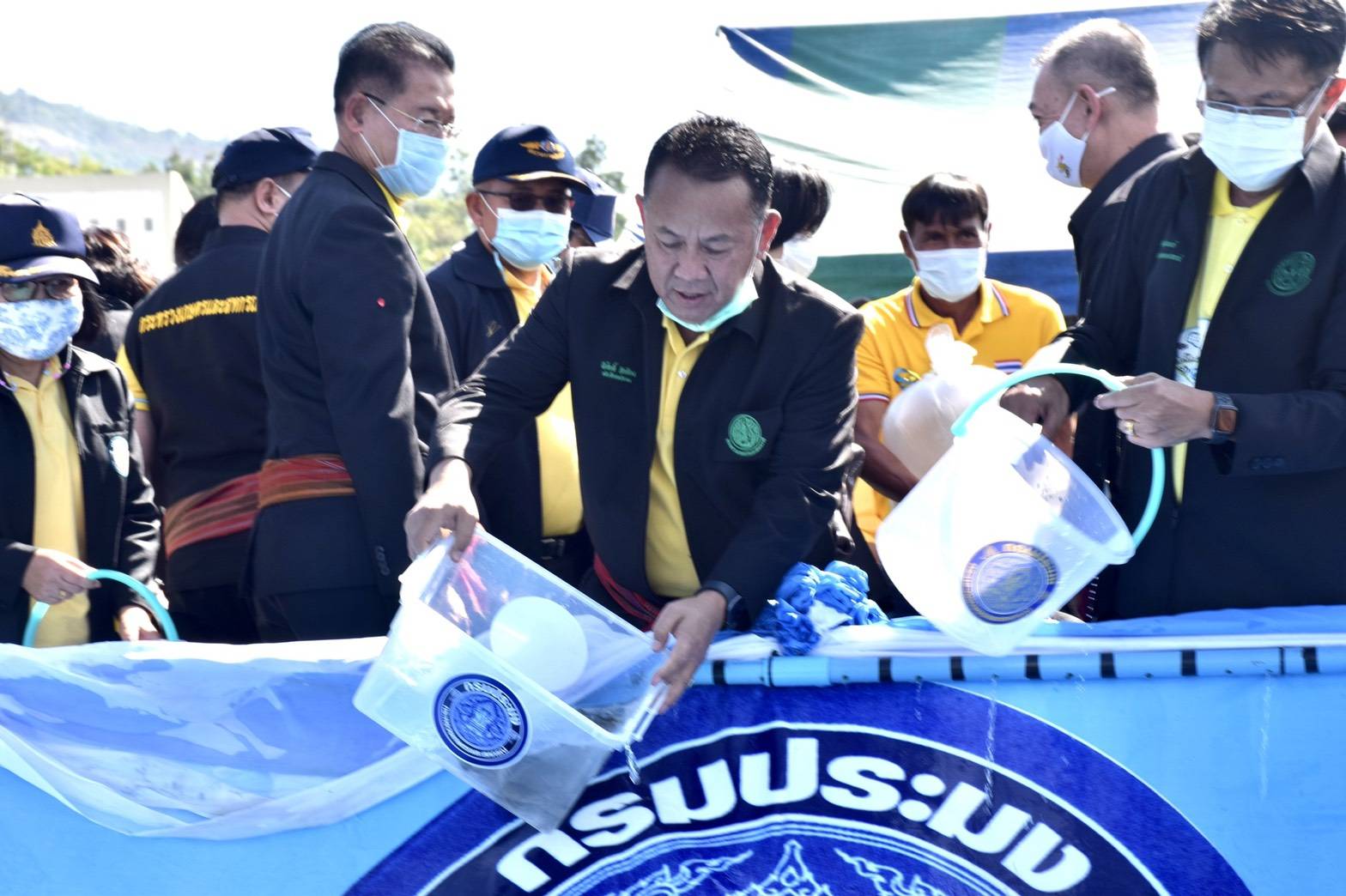 ประมงจังหวัดสระบุรี เข้าร่วมพิธีปล่อยพันธุ์กุ้งก้ามกรามโครงการ “ปล่อยกุ้งก้ามกรามคืนสู่อ่างเก็บน้ำเขื่อนลำตะคอง” โดยปล่อยพันธุ์กุ้งก้ามกรามลงสู่เขื่อนลำตะคอง