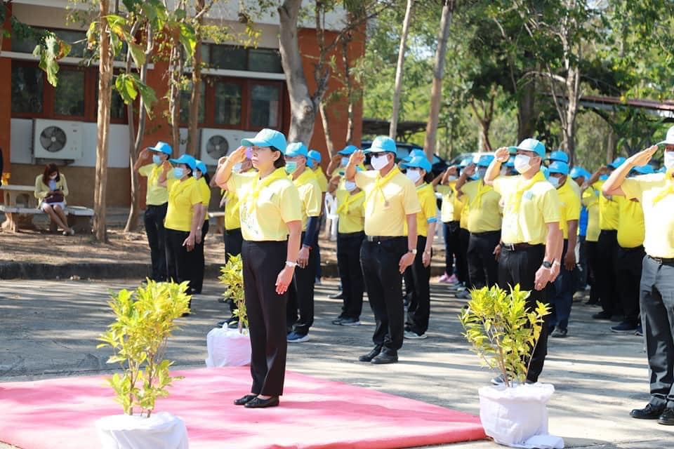 วันที่ 5 ธันวาคม 2563 นายบุญหลาย กุลนารัตน์ ประมงจังหวัดหนองบัวลำภู..คลิก