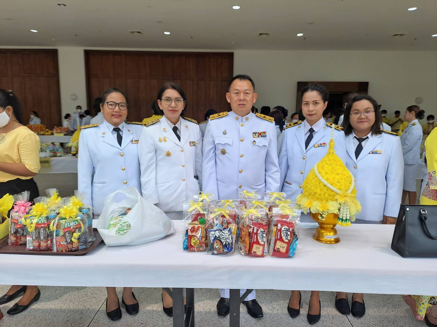 กิจกรรมเนื่องในวันคล้ายวันพระบรมราชสมภพ พระบาทสมเด็จ        พระบรมชนกาธิเบศร มหาภูมิพลอดุลยเดชมหาราช บรมนาถบพิตร และวันพ่อแห่งชาติ 5 ธันวาคม 2563..คลิก