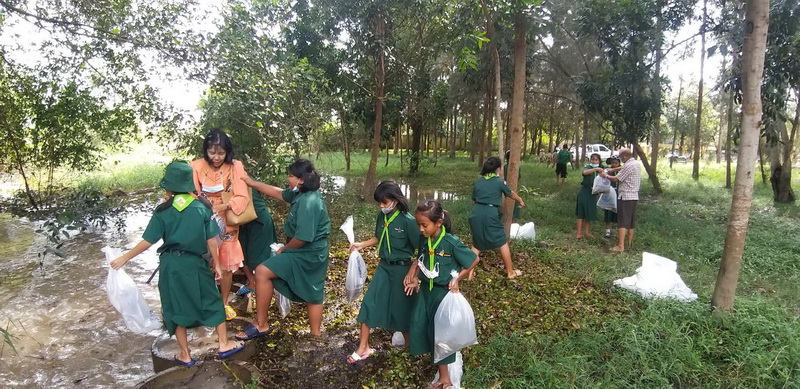 สนับสนุนพันธุ์ปลากินพืช เพื่อปล่อยลงสู่ทะเลสาบสงขลา พื้นที่จังหวัดพัทลุง..คลิก