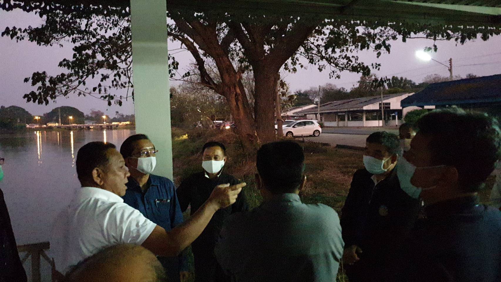 อธิบดีกรมประมง รองอธิบดีกรมประมง พร้อมกับคณะ ลงพื้นที่ตรวจเยี่ยมการปฏิบัติงานของเจ้าหน้าที่ ศูนย์วิจัยและพัฒนาประมงน้ำจืดพะเยา..คลิก