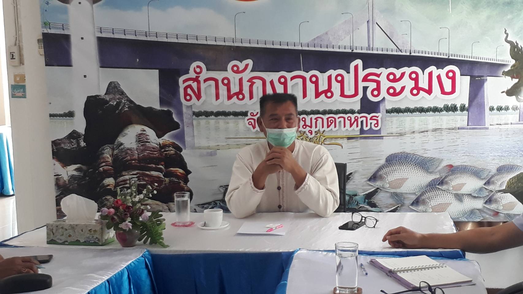 หารือข้อราชการกับ นายบุญฐิน ประทุมลี สมาชิกสภาผู้แทนราษฎรจังหวัดมุกดาหาร