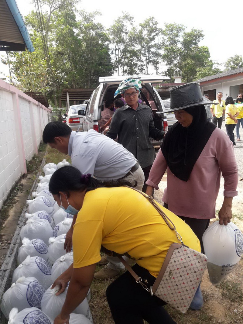 ร่วมมอบพันธุ์ปลาโครงการเกษตรทฤษฎีใหม่ ปี 64 อำเภอป่าบอน จังหวัดพัทลุง..คลิก