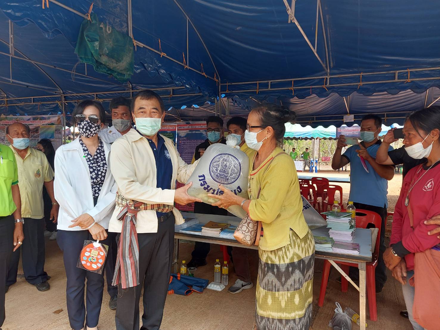 โครงการจังหวัดเคลื่อนที่และโครงการคลินิกมหาดไทย ครั้งที่ 6 ประจำปีงบประมาณ 2564..คลิก