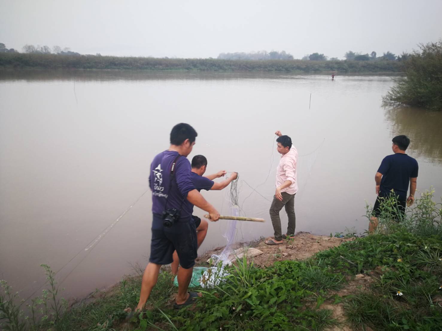 ลงพื้นที่ดำเนินงานตามแผนงานของกิจกรรมบริหารจัดการแหล่งประมงเชิงนิเวศ (EAFM) ชุมชนแม่น้ำโขง และคณะกรรมการแหล่งน้ำ ได้ทำการประเมินปริมาณสัตว์น้ำต่อหน่วยการลงแรงประมงในแหล่งน้ำจืด (CPUE) จ.เชียงราย..คลิก