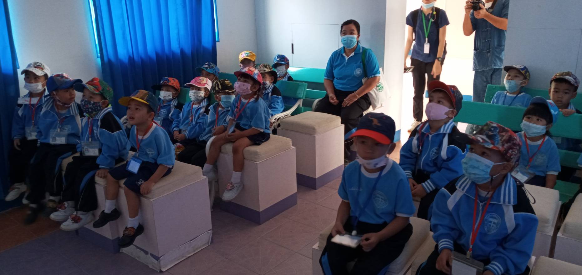 ศึกษาดูงาน โรงเรียนปิยมาตย์..คลิก