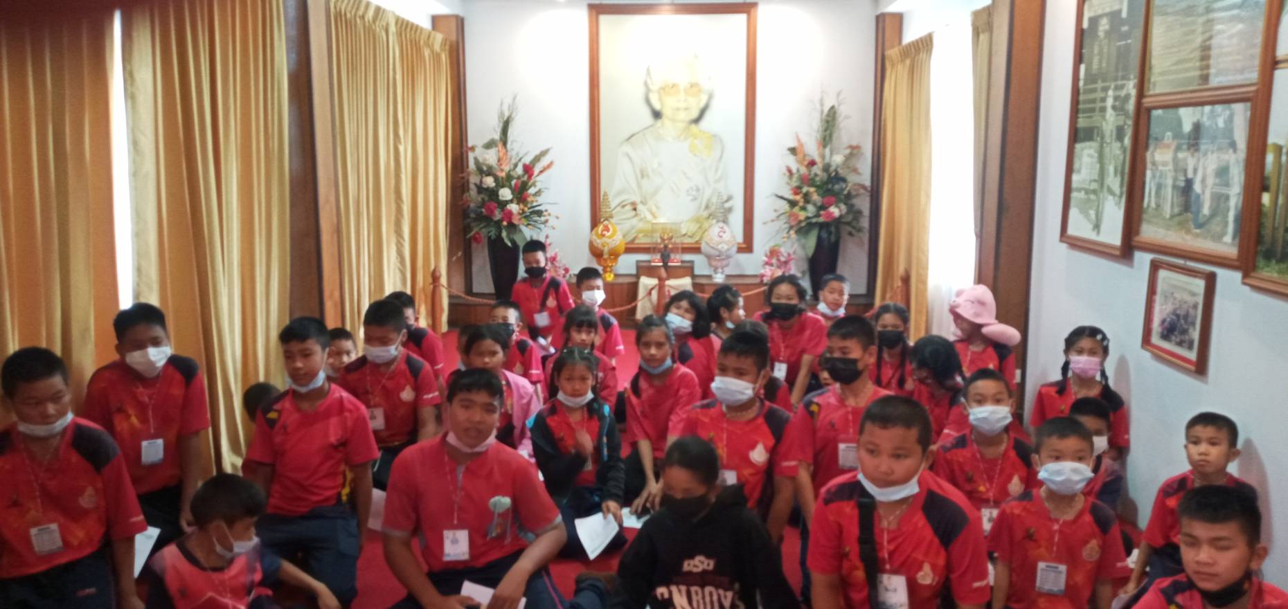 ศึกษาดูงาน โรงเรียนบ้านปัว..คลิก