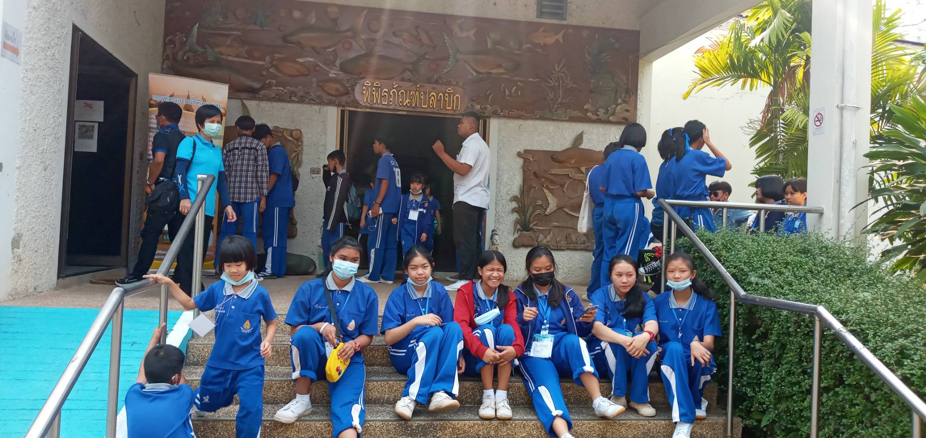 ศึกษาดูงาน โรงเรียนบ้านดอนไชยป่าแขม..คลิก