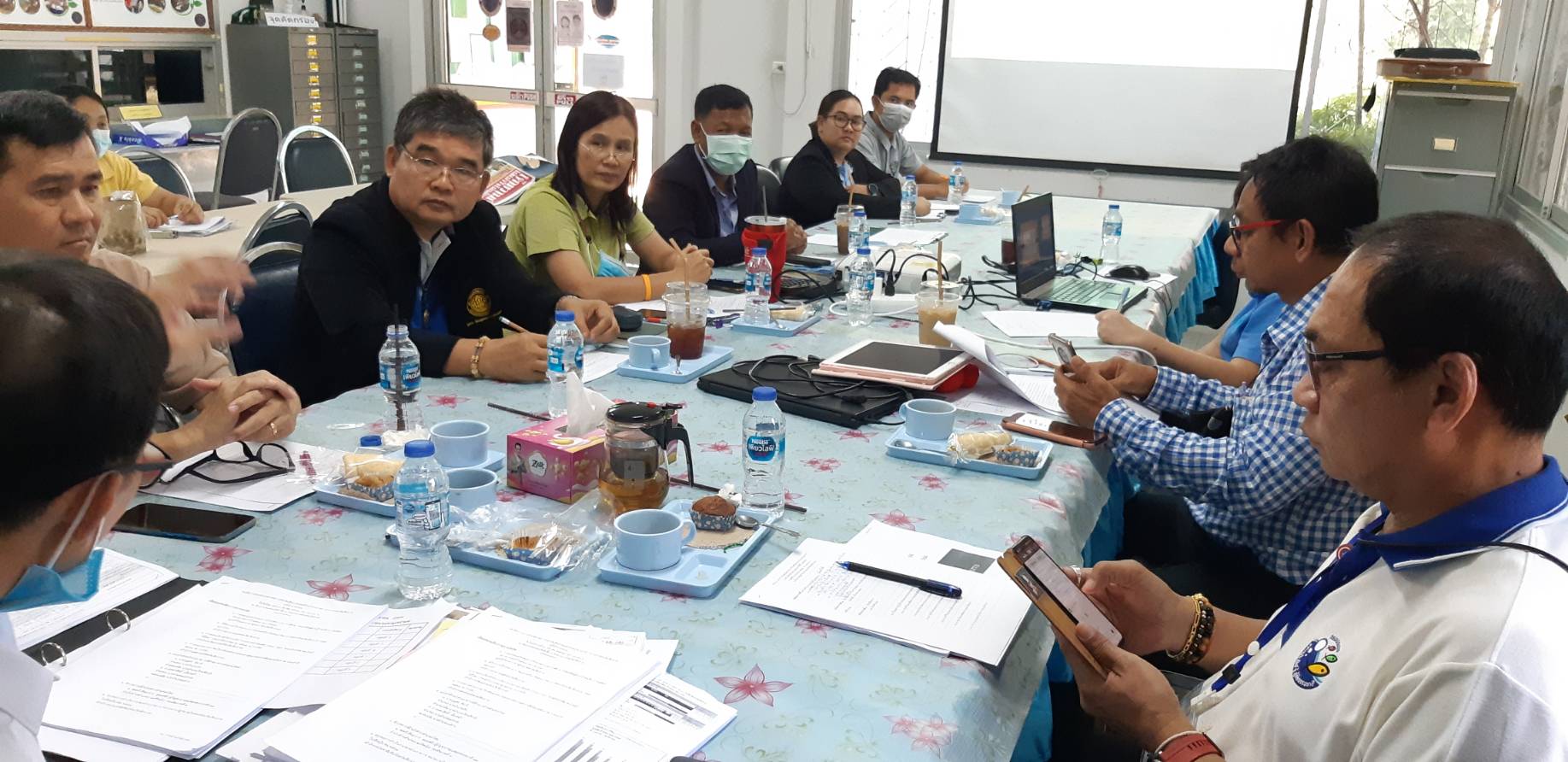 ผู้อำนวยการศูนย์วิจัยและพัฒนาประมงน้ำจืดพะเยา เข้าร่วมประชุมคณะกรรมการขับเคลื่อนนโยบายกรมประมง (FC) จังหวัดเชียงราย..คลิก