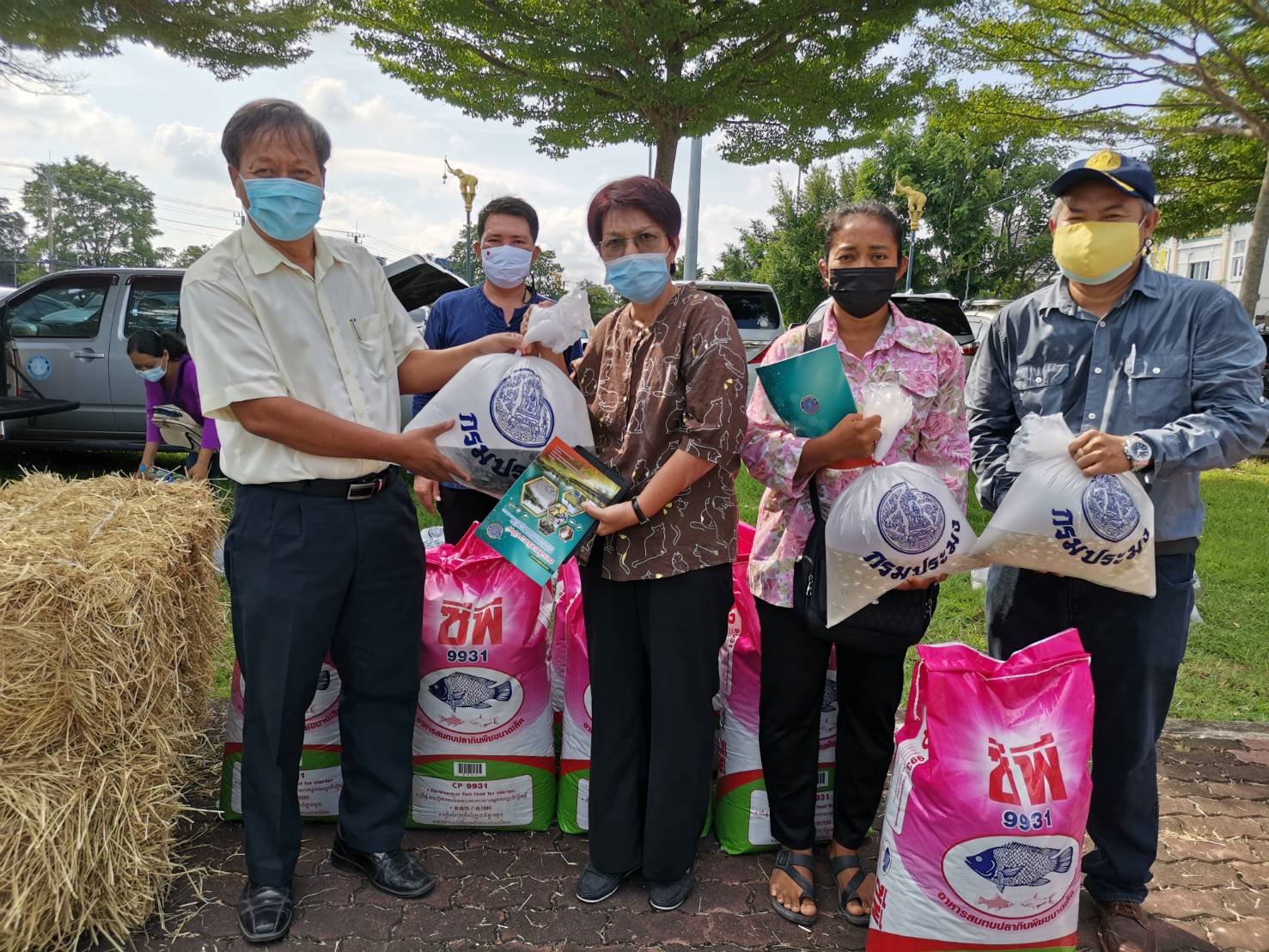 สนับสนุนปัจจัยการผลิตโครงการพัฒนาเกษตรกรรมยั่งยืน..คลิก