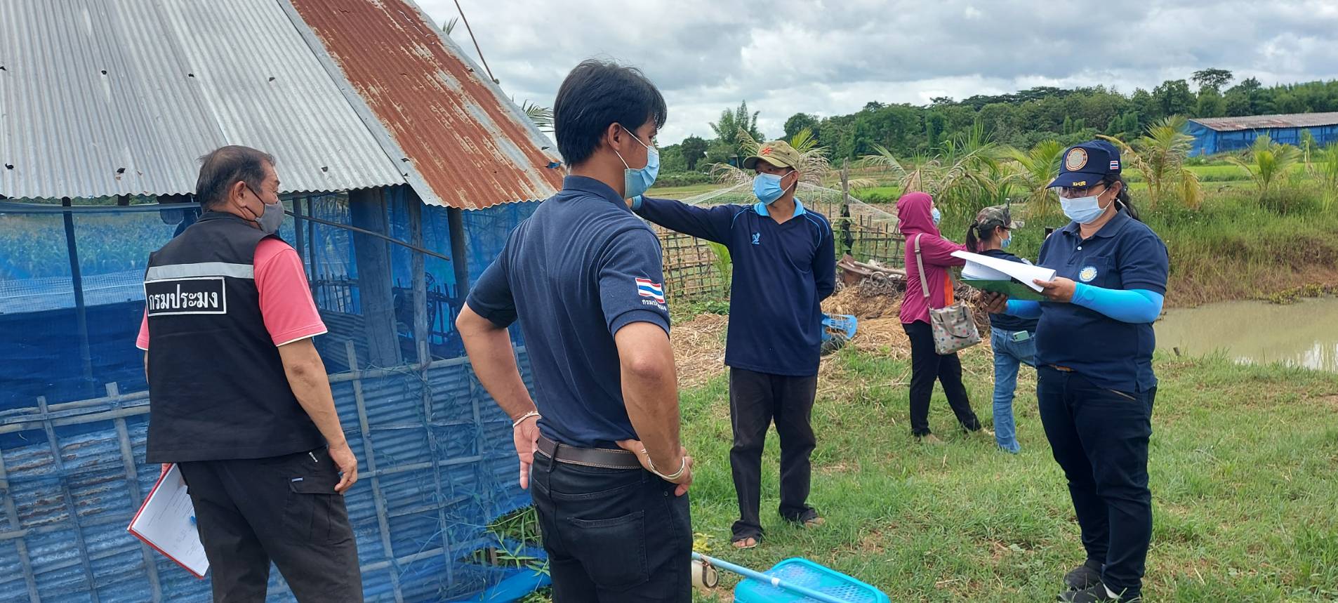 ร่วมปฏิบัติงานในการตรวจประเมินระบบการผลิตสัตว์น้ำตามาตรฐานสินค้าเกษตร เกษตรอินทรีย์ (ระยะปรับเปลี่ยน) ของฟาร์มเพาะเลี้ยงสัตว์น้ำ ณ หมู่ที่ 4 ตำบลบ้านตุ่น อำเภอเมืองพะเยา จังหวัดพะเยา..คลิก