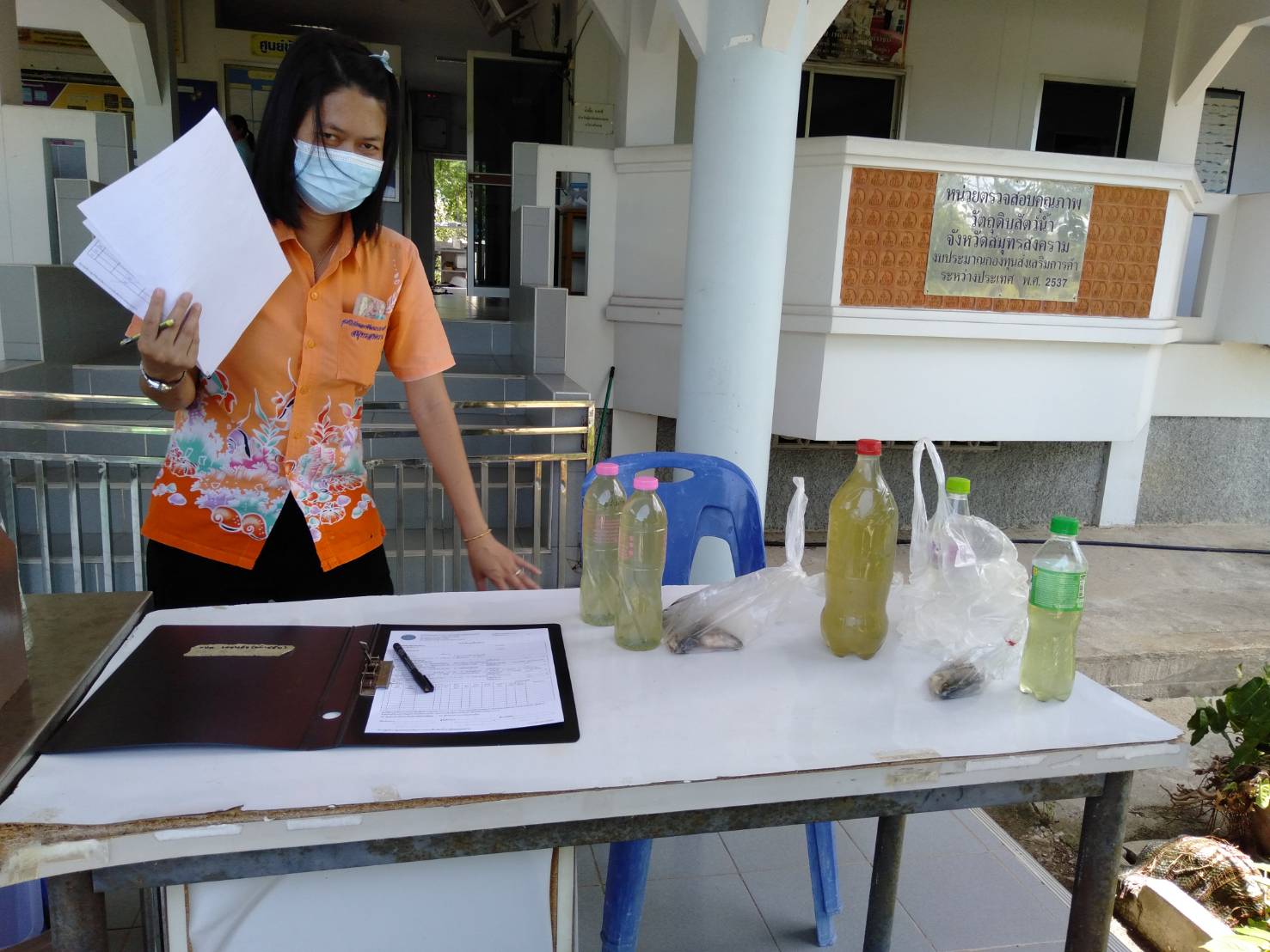 ลงพื้นที่ตรวจสอบบ่อปลาสลิดของเกษตรกรในพื้นที่..คลิก