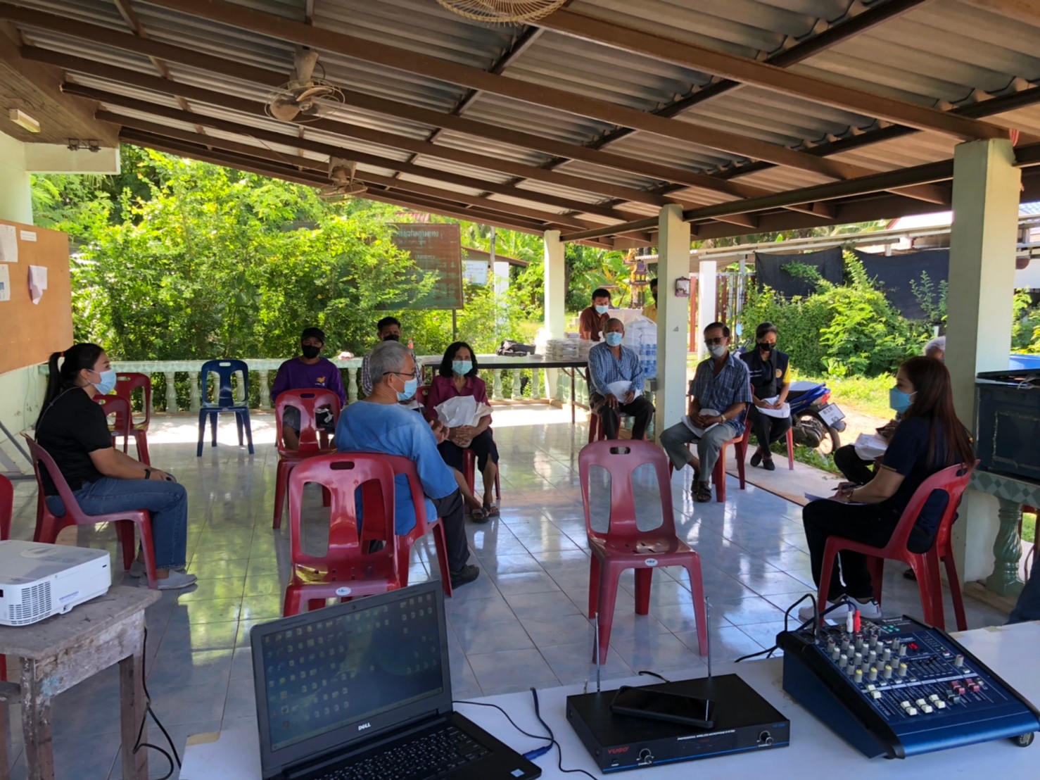 จัดประชุมเพื่อการส่งเสริมและเชื่อมโยงการตลาด และสนับสนุนการใช้จุลินทรีย์ ปม.1..คลิก