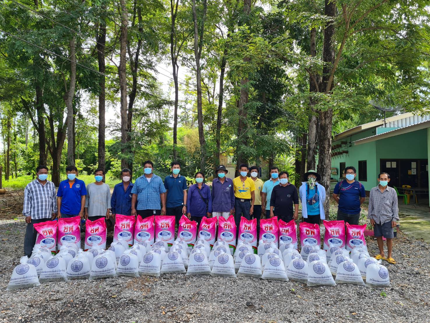 สนับสนุนปัจจัยการผลิตและพันธุ์สัตว์น้ำภายใต้โครงการพัฒนาเกษตรกรรมยั่งยืน กิจกรรมส่งเสริมเกษตรทฤษฎีใหม่ด้านการประมง..คลิก