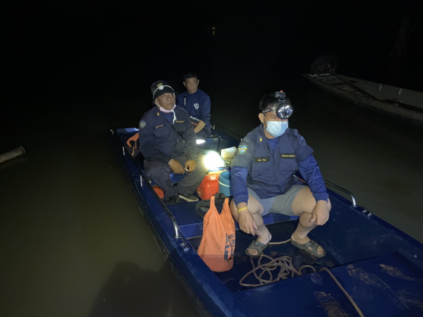 วันที่ 14 กรกฎาคม 2564 ชุดเฉพาะกิจควบคุมการทำการประมงอ่างเก็บน้ำเขื่อนอุบลรัตน์ ในช่วงฤดูน้ำแดง ประจำปี 2564..คลิก