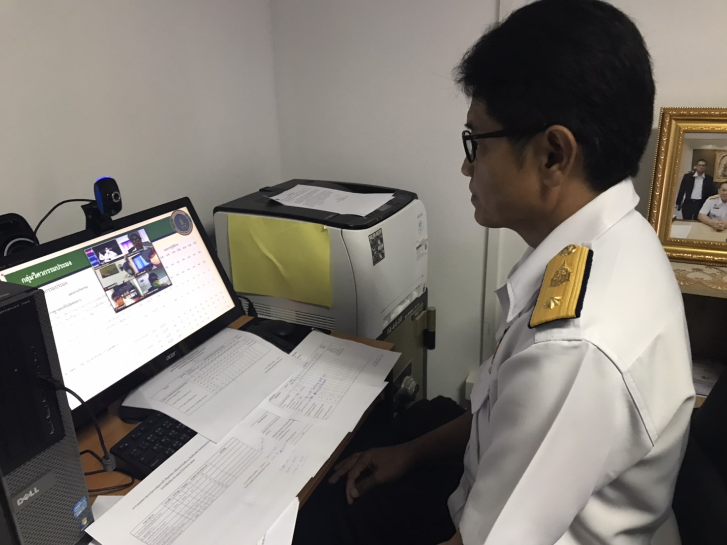 วันที่ 19 กรกฎาคม 2564 นายบุญหลาย กุลนารัตน์ ประมงจังหวัดหนองบัวลำภู ร่วมประชุมคณะทำงานปฏิบัติงานในเขตพระราชฐานด้านประมง ครั้งที่ 3/2564..คลิก