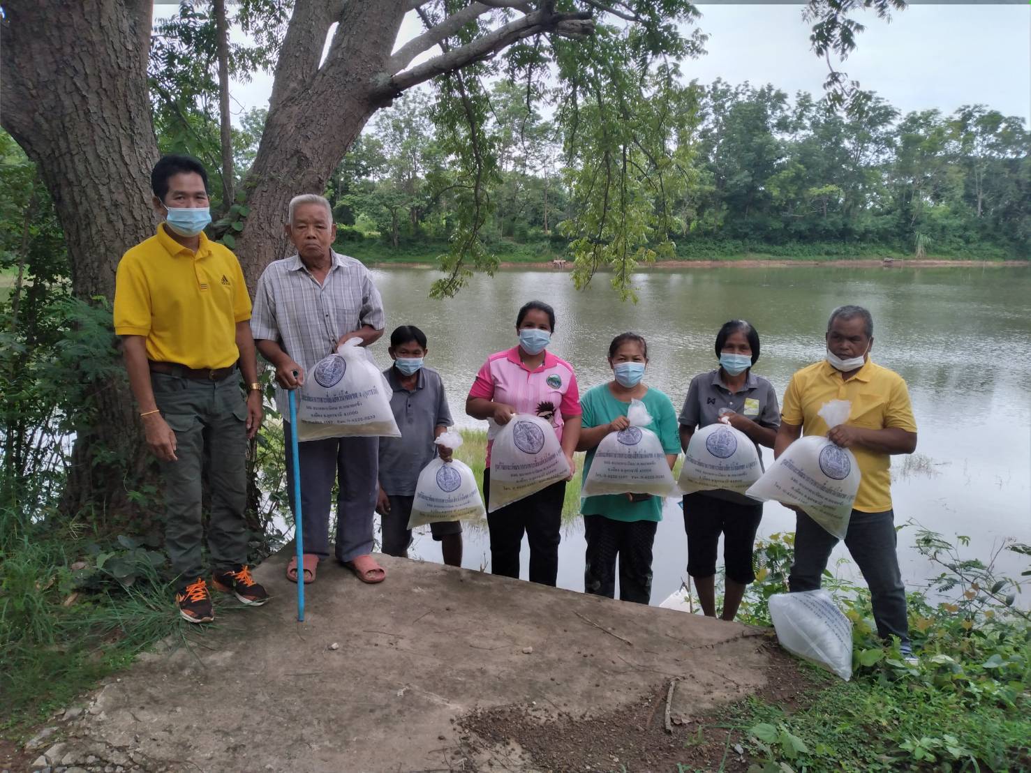 วันที่ 23 กรกฎาคม 2564 สำนักงานประมงจังหวัดหนองบัวลำภู ร่วมกับศูนย์วิจัยและพัฒนาการเพาะเลี้ยงสัตว์น้ำจืดอุดรธานี จัดกิจกรรมมอบพันธุ์สัตว์น้ำ เพื่อเฉลิมพระเกียรติและถวายเป็นพระราชกุศลพระบาทสมเด็จพระปรเมนทรรามาธิบดีศรีสินทรมหาวชิราลงกรณ พระวชิรเกล้าเจ้าอยู่หัว..คลิก