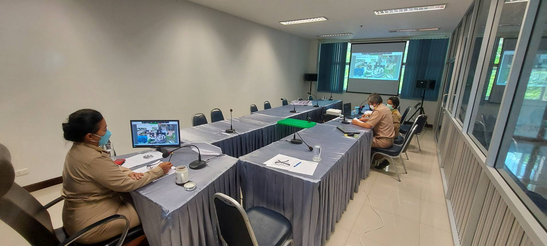การประชุมคณะอนุกรรมการคัดเลือกเกษตรกรและสถาบันเกษตรกรดีเด่นด้านการประมง ระดับเขตตรวจราชการที่ 16 ประจำปีงบประมาณ 2564..คลิก