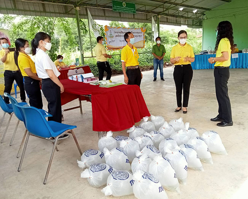 ออกหน่วยให้บริการด้านการประมง และร่วมจัดนิทรรศการงานคลินิกเกษตรเคลื่อนที่ในพระราชานุเคราะห์สมเด็จพระบรมโอรสาธิราชฯ สยามมกุฎราชกุมาร..คลิก