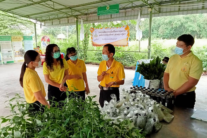 ออกหน่วยให้บริการด้านการประมง และร่วมจัดนิทรรศการงานคลินิกเกษตรเคลื่อนที่ในพระราชานุเคราะห์สมเด็จพระบรมโอรสาธิราชฯ สยามมกุฎราชกุมาร